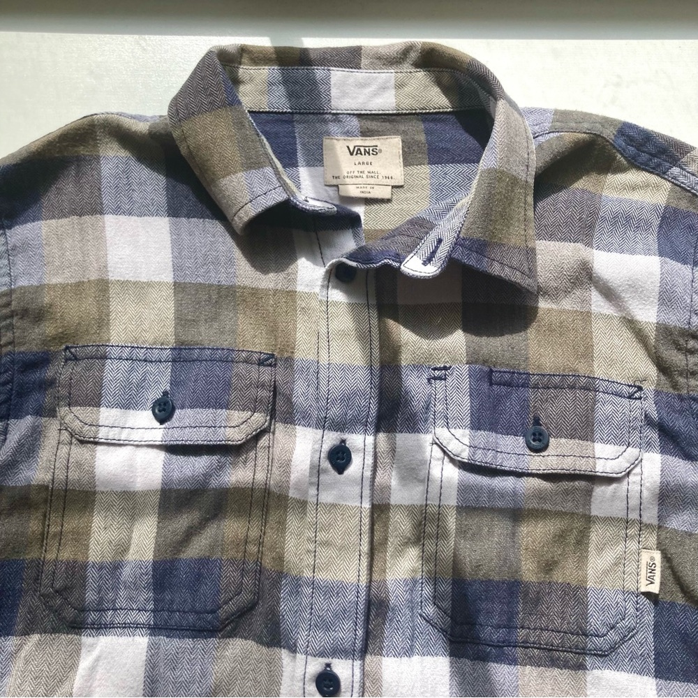 VANS BUTTON DOWN BOX PLAID FLANNEL - Picture 2 of 5